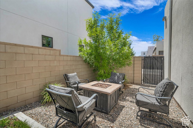 Photo 38 for MLS #2087168 at 758 W Slate Ln