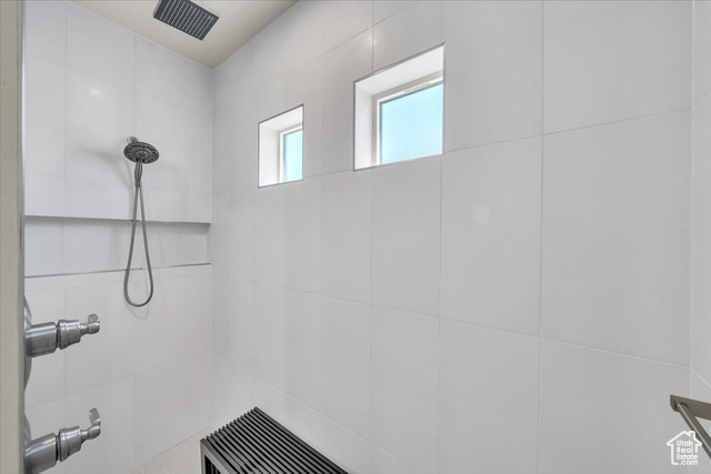Photo 18 for MLS #2087168 at 758 W Slate Ln