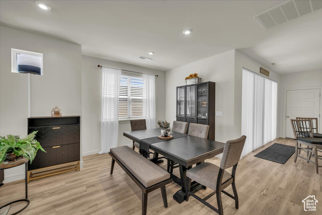 Photo 9 for MLS #2087168 at 758 W Slate Ln