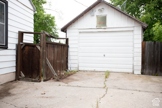 Photo 32 for MLS #2087170 at 194 Country Club Dr
