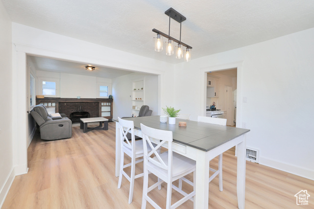 Photo 7 for MLS #2087176 at 557 E Cleveland Ave