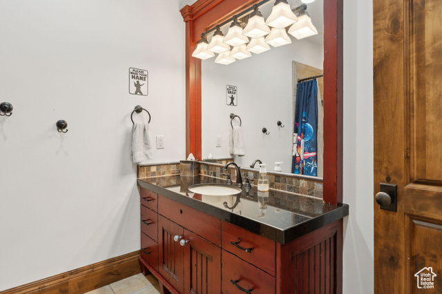Photo 65 for MLS #2087189 at 1 S Crosshill Ln