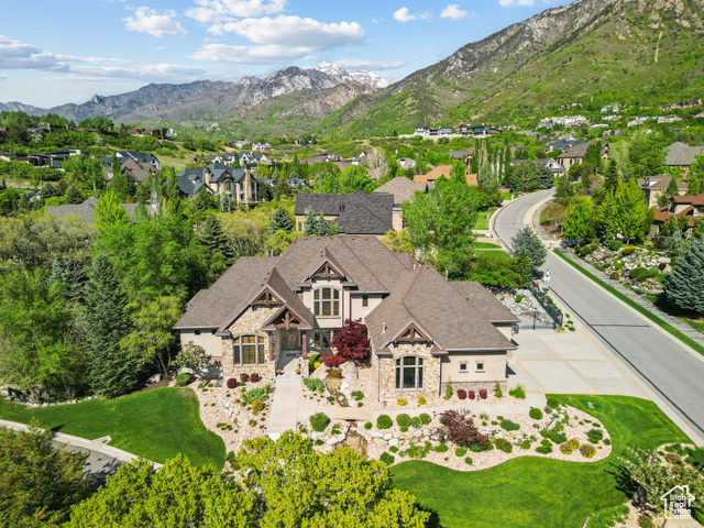 Photo 101 for MLS #2087189 at 1 S Crosshill Ln