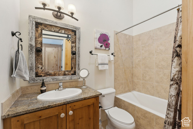 Photo 17 for MLS #2087214 at 6322 N Park Ln #3