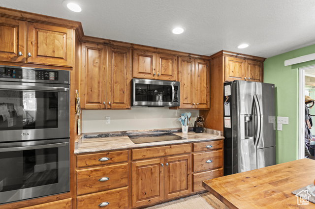 Photo 12 for MLS #2087233 at 32410 W Highway 30