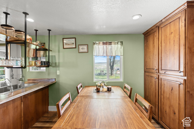 Photo 17 for MLS #2087233 at 32410 W Highway 30