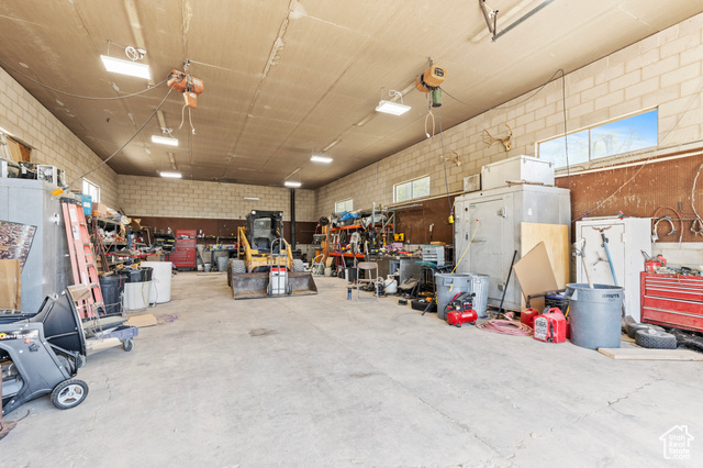 Photo 37 for MLS #2087233 at 32410 W Highway 30