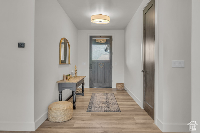 Photo 6 for MLS #2087262 at 336 Big Meadow Dr