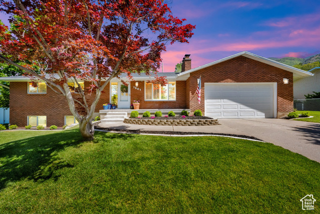 1607 MOUNTAIN CIR, Fruit Heights UT 84037