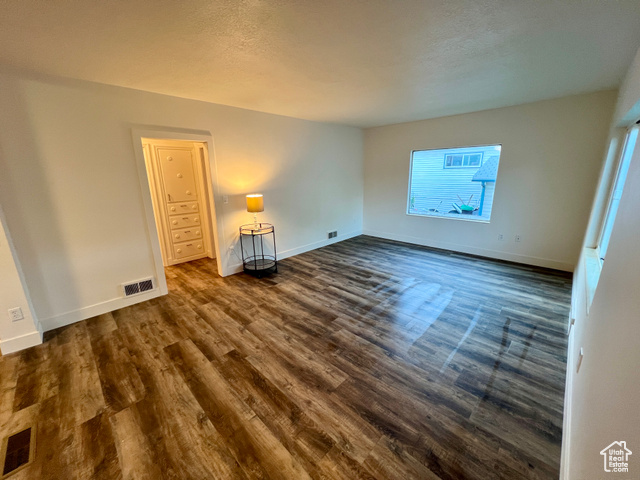 Photo 6 for MLS #2087303 at 144 S 100 West