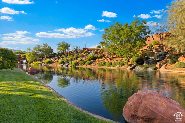 Photo 41 for MLS #2087311 at 2405 W Entrada Trl #76