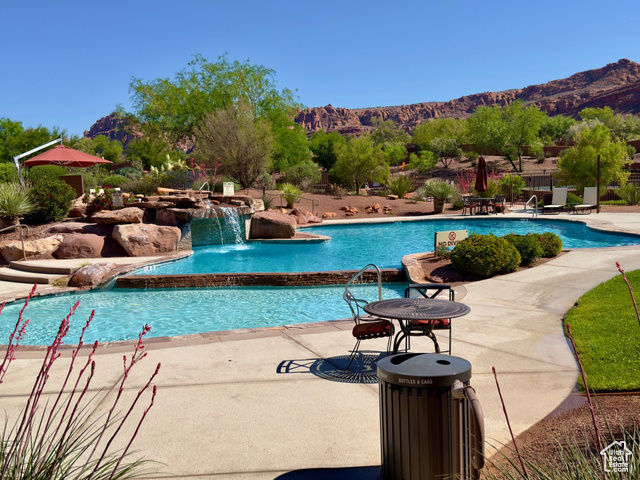 Photo 54 for MLS #2087311 at 2405 W Entrada Trl #76