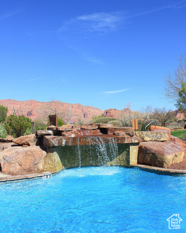 Photo 53 for MLS #2087311 at 2405 W Entrada Trl #76