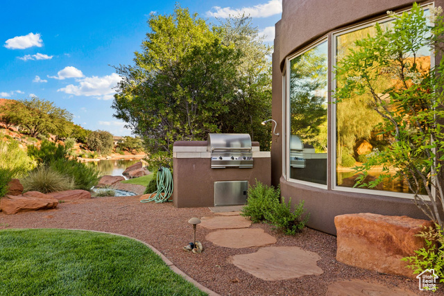 Photo 32 for MLS #2087311 at 2405 W Entrada Trl #76