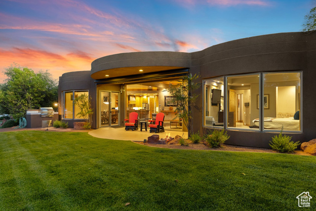 Photo 39 for MLS #2087311 at 2405 W Entrada Trl #76