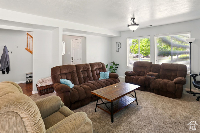 Photo 14 for MLS #2087315 at 679 S Trail Cir