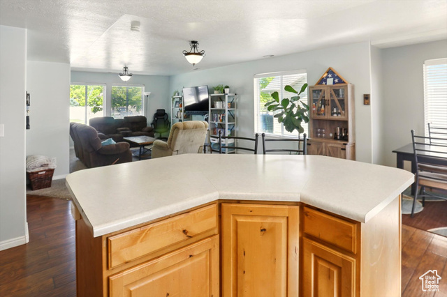 Photo 18 for MLS #2087315 at 679 S Trail Cir