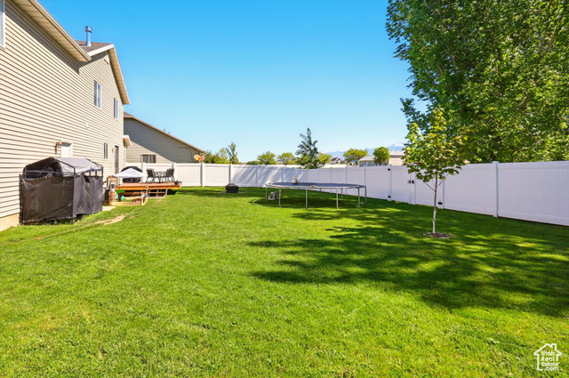 Photo 10 for MLS #2087315 at 679 S Trail Cir