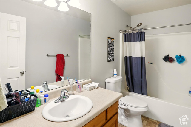 Photo 32 for MLS #2087315 at 679 S Trail Cir