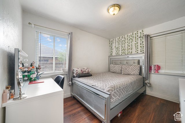 Photo 12 for MLS #2087328 at 705 N American Beauty Dr