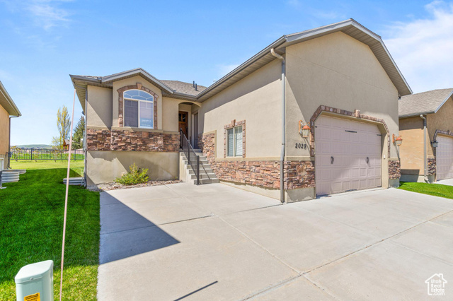 2029 S COTTAGE LN, Garden City UT 84028