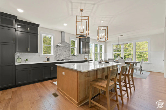 Photo 2 for MLS #2087389 at 2771 W Aurora Ave