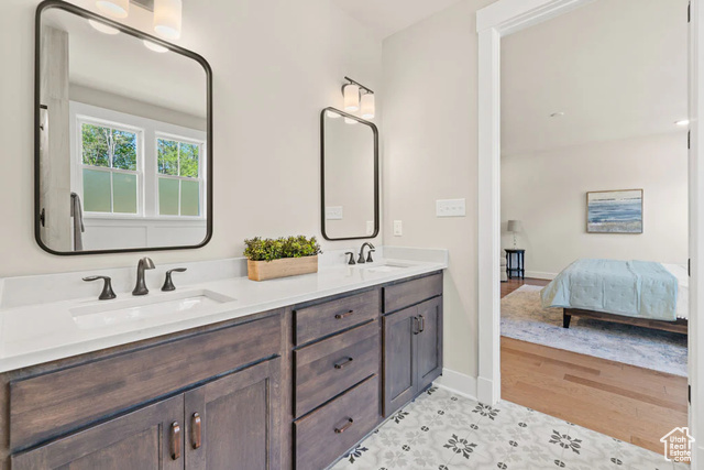 Photo 11 for MLS #2087389 at 2771 W Aurora Ave