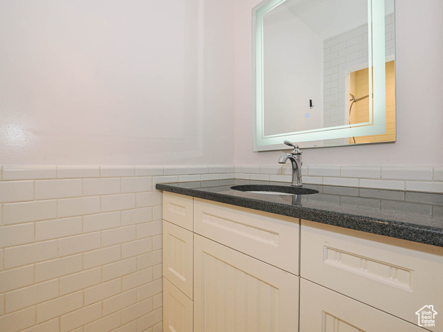 Photo 71 for MLS #2087400 at 919 E 13800 South