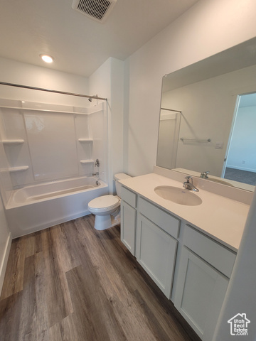 Photo 13 for MLS #2087448 at 1895 S 530 West #1191