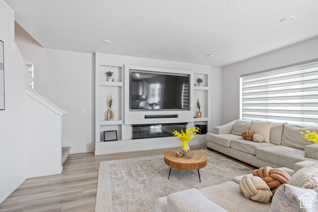 Photo 13 for MLS #2087459 at 2503 N Velvet Moon Dr