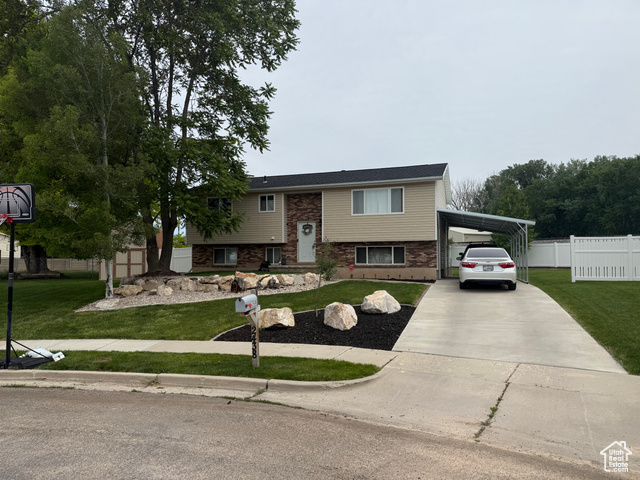 2438 W 6075 S, Roy UT 84067