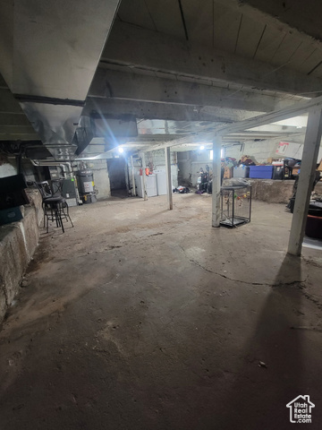 Photo 22 for MLS #2087472 at 853 E 27th St