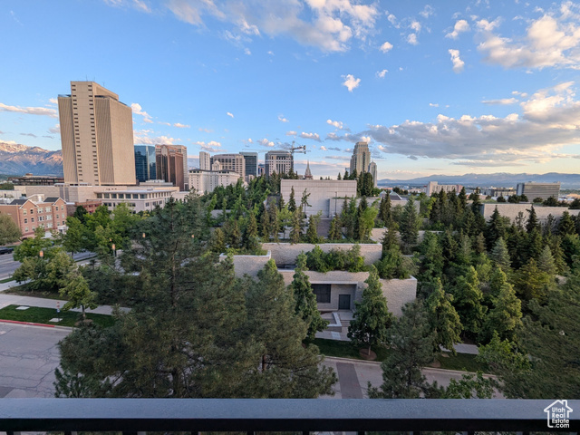 Photo 15 for MLS #2087478 at 241 N Vine St #404E