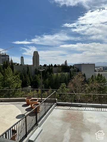 Photo 13 for MLS #2087500 at 241 N Vine St #207W