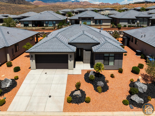 1060 W JONATHON DR, Washington UT 84780