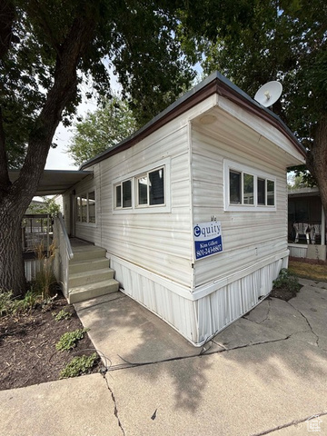 MLS #2087546                     located at 19 E Colonial Wood #D,
                     North Salt Lake, UT
