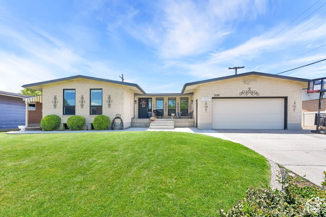 2195 W 4250 S, Roy UT 84067