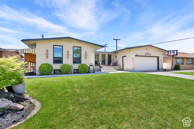 2195 W 4250 S, Roy UT 84067