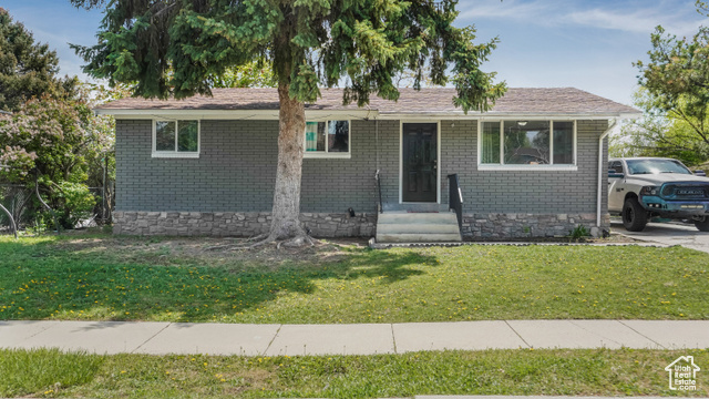 1951 W 7125 S, West Jordan UT 84084