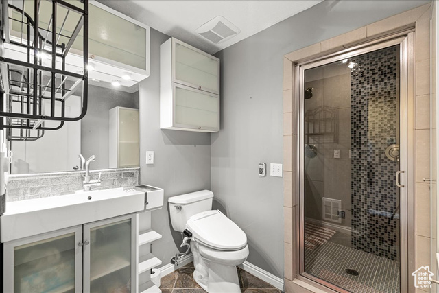 Photo 39 for MLS #2087554 at 6142 N Schooner Ln