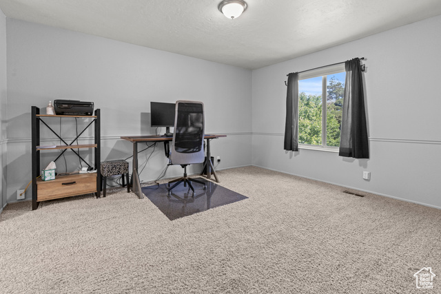 Photo 16 for MLS #2087568 at 720 Freedom Cir