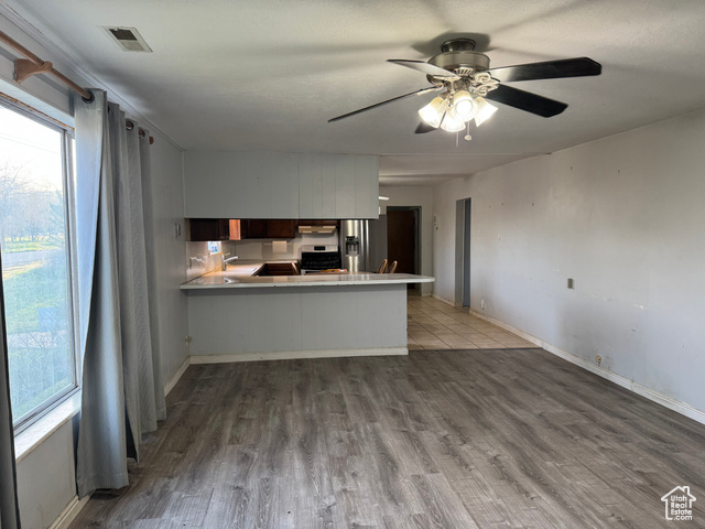 Photo 4 for MLS #2087573 at 109 W 300 South