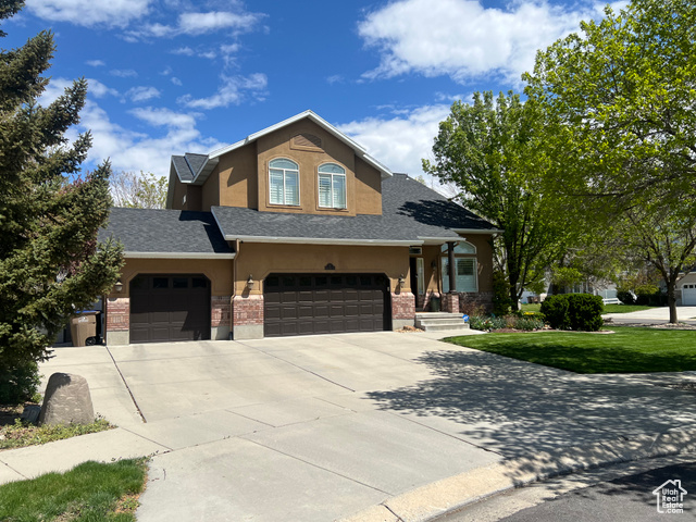 93 E SWEET BERRY CT Draper, Utah All information herein is deemed reliable but is not guaranteed. Buyers are to verify all info. Square footage figures are provided as a courtesy estimate only. Buyer is advised to obtain an independent measurement.