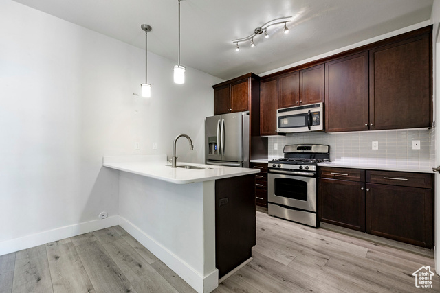 Photo 11 for MLS #2087614 at 170 E Belmont Ave #B8
