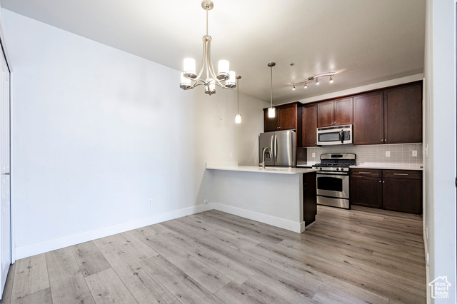 Photo 12 for MLS #2087614 at 170 E Belmont Ave #B8