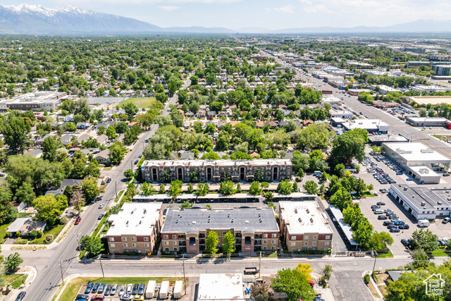 Photo 26 for MLS #2087614 at 170 E Belmont Ave #B8