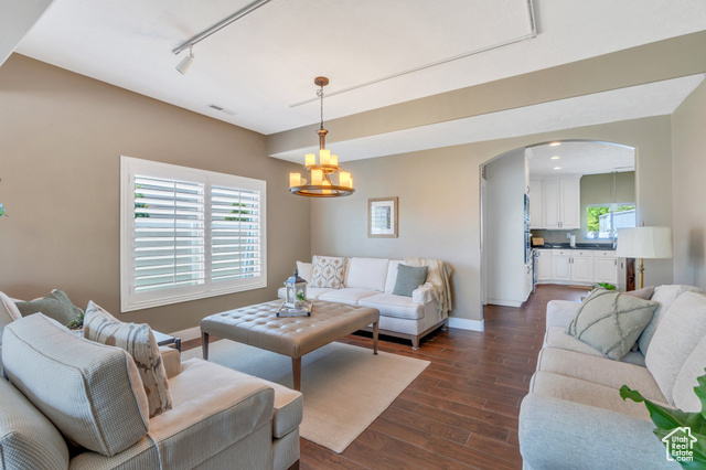 Photo 5 for MLS #2087625 at 758 W 375 North