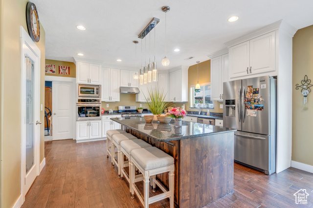Photo 9 for MLS #2087625 at 758 W 375 North