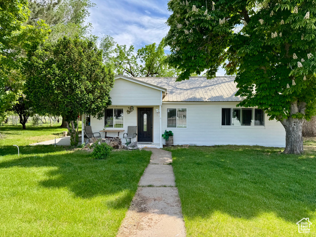 30 E 300 S, Fillmore UT 84631