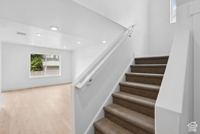Photo 15 for MLS #2087697 at 1615 N Angel St #B